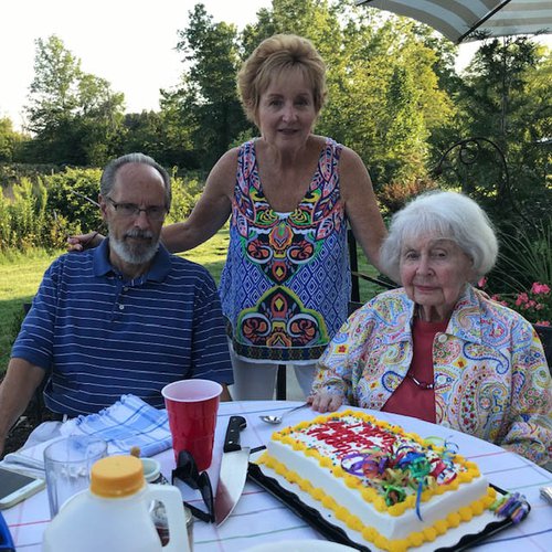 ric and sandy with mom.jpg